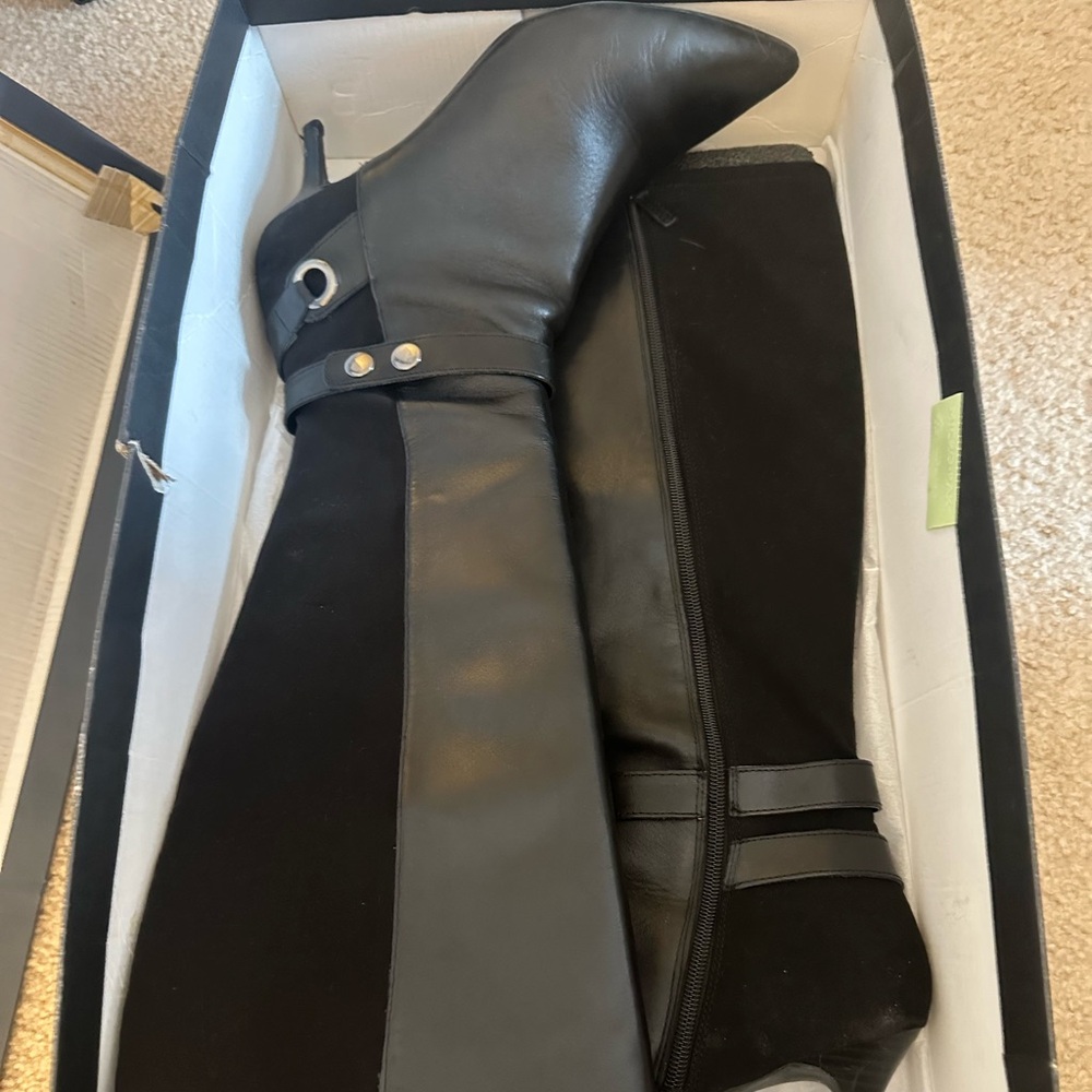 Tahari Black and Gray Heeled Boots